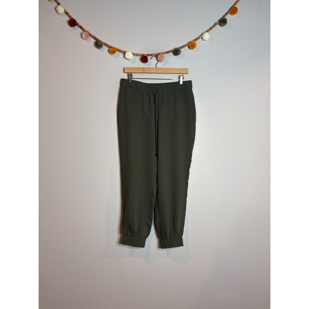 Ann Taylor forest green pull on jogger pants